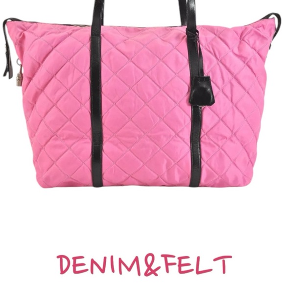 PRADA Vintage Pink/Black Begonia Quilted Nylon Travel Bag/Tote | PRELOVED!!🩷💗 - Picture 2 of 16